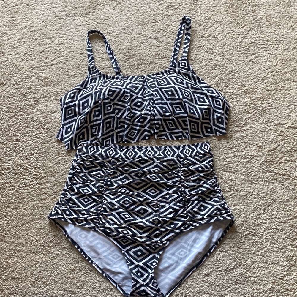 High waisted swim suit